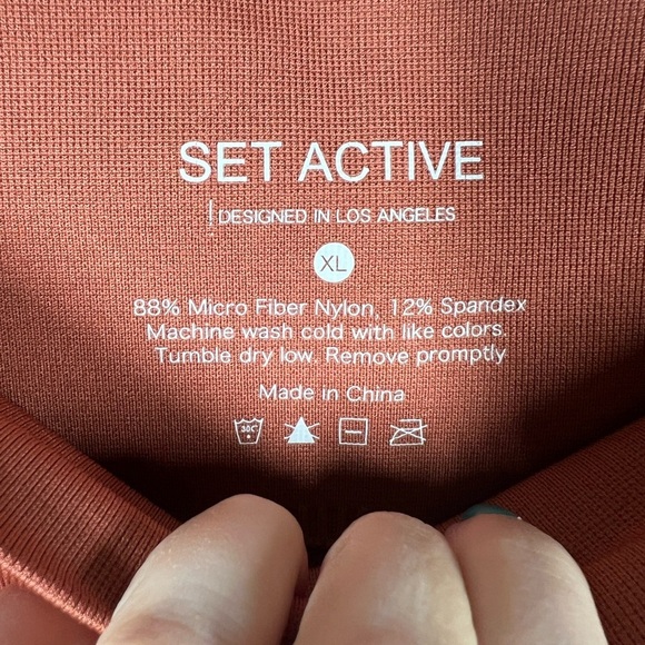 Set Active Orange High Rise Seamless Bike Shorts - Picture 2 of 4